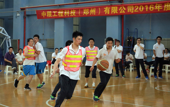 2016年運(yùn)動(dòng)會(huì)籃球賽
